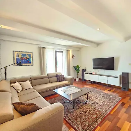 In 40299 Apartamento Novi Vinodolski