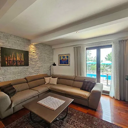 Apartamento In 40299