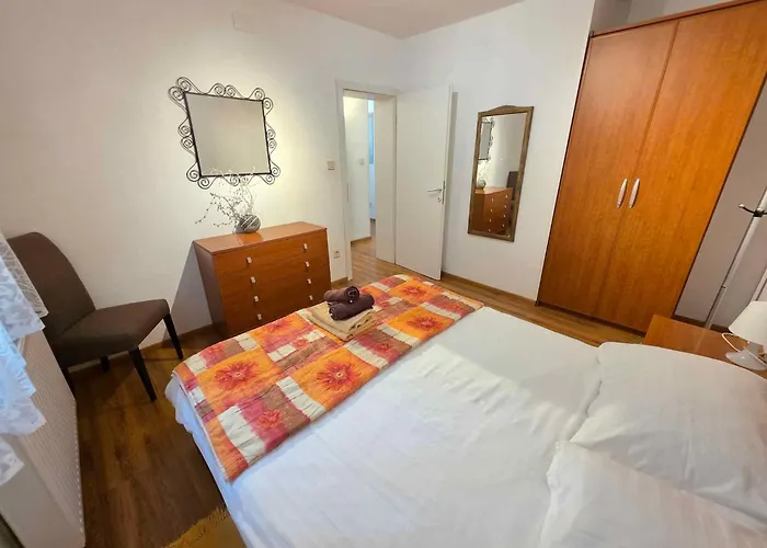 In 40299 Apartamento *