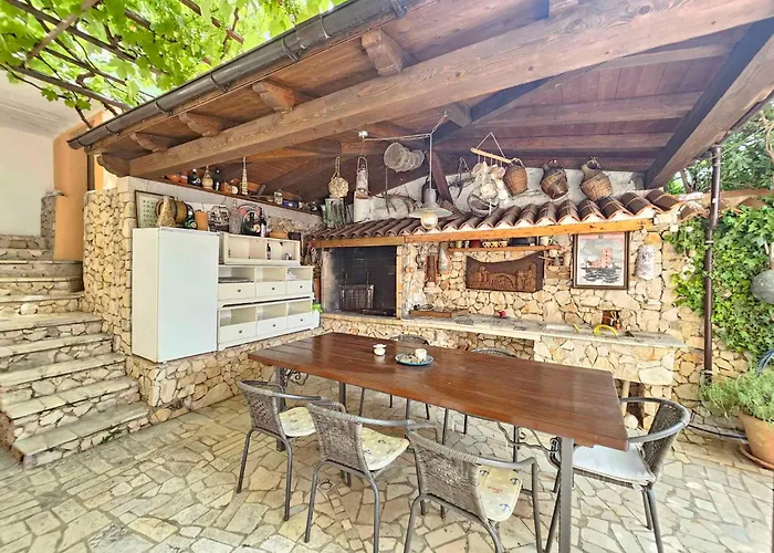 Apartamento In 40299 Novi Vinodolski